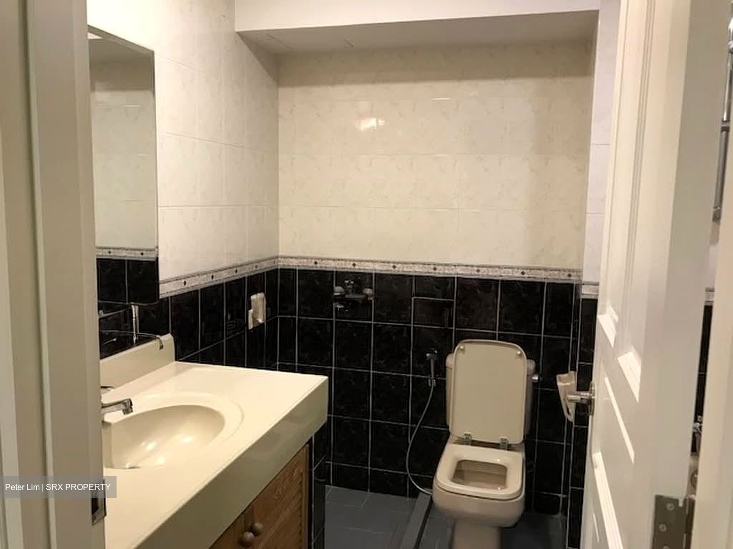 Melville Park (D18), Condominium #610681841